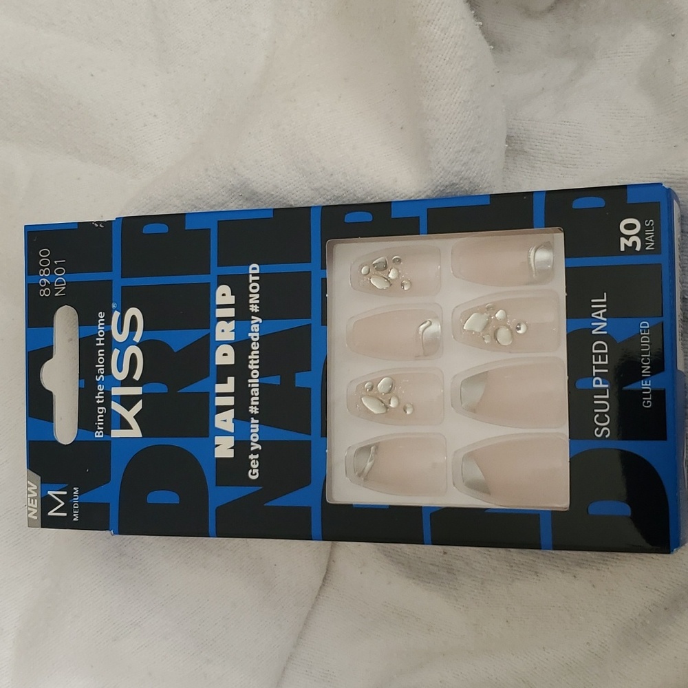 💋 Kiss 💋 Press On Nails 💅🏿